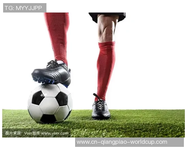 足球队员的脚如何影响比赛表现与技术发挥的深度分析与探讨